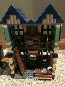 10217 Lego Harry Potter Diagon Alley Complete Box Minifigures Gringotts 2011