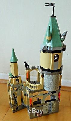 FIRST EDITION LEGO Harry Potter Hogwarts Castle 4709 100% complete with FIGURES