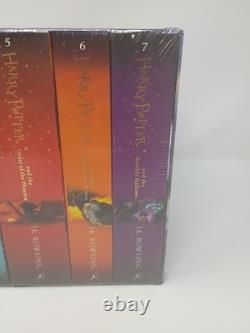 HaHarry Potter Complete 7-Book Paperback Box Set by J. K. Rowling Scholastic