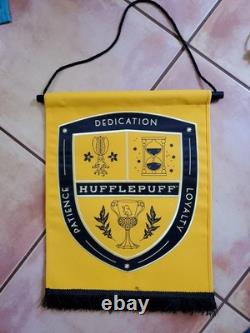 Harry Potter COMPLETE Hogwarts + 4 House Wall Banners by Universal Studios