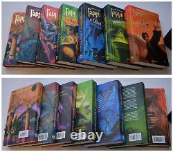 Harry Potter Complete Book Series in a Gift Box J. K. Rowling