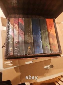 Harry Potter Full Book Set Complete 1-7 SEALED Brand New With Chest