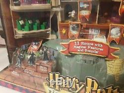 Harry Potter Mattel Hogwarts Castle NIB 2001 Polly Pocket Complete Electronic
