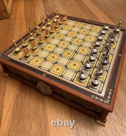 Harry Potter Noble Collection Hogwarts Houses Quidditch Chess Set Complete