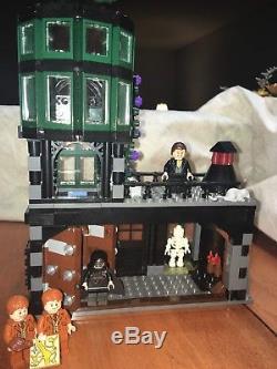 LEGO 10217 Harry Potter Diagon Alley Complete with Minifigs/Accessories/books