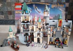 LEGO 2001 Harry Potter 4709 Hogwarts Castle Complete Set with Box and Manual