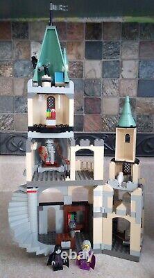LEGO 2001 Harry Potter 4709 Hogwarts Castle Complete Set with Box and Manual