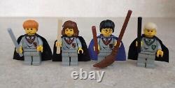 LEGO 2001 Harry Potter 4709 Hogwarts Castle Near Complete Set (Missing 2 Pieces)