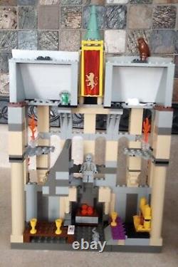 LEGO 2001 Harry Potter 4709 Hogwarts Castle Near Complete Set (Missing 2 Pieces)