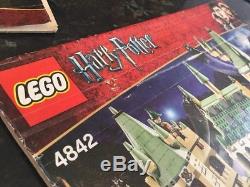 LEGO 4842 Harry Potter Hogwarts Castle 4th Ed 100% Complete, All Figs Gift Box