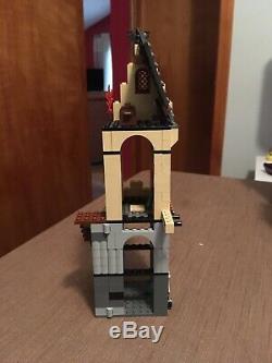 LEGO HARRY POTTER HOGWARTS CASTLE 2ND EDITION # 4757 Near Complete, ALL Figures