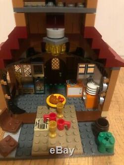 LEGO Harry Potter 4840 The Burrow 100% Complete. All minifigs and Pig