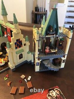 LEGO Harry Potter 4842 Hogwarts Castle 100% Complete with Minifigs & Instructions