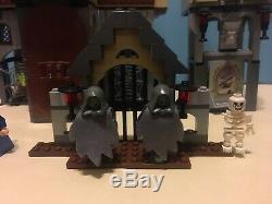 LEGO Harry Potter Hogwart's Castle 2004 99% Complete (4757)