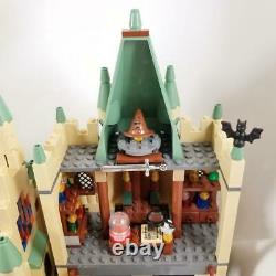 LEGO Harry Potter Hogwarts Castle (4842) 100% Complete w Minifigures but 1 Decal
