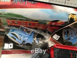 LEGO Harry Potter Hogwarts Express Complete withfigures. Set #4841 Retired 2010