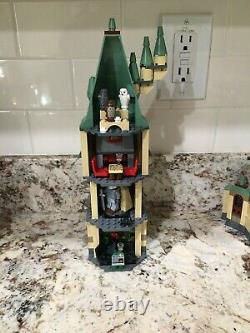 Lego 4842 Harry Potter Hogwarts Castle Complete with Minifigs & Instructions
