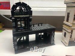 Lego Harry Potter 10217 Diagon Alley 85% Complete with7 Minifigures