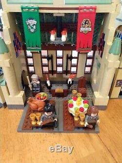 Lego Harry Potter Hogwart's Castle Set 4842 100% Complete All Pieces Minifigs