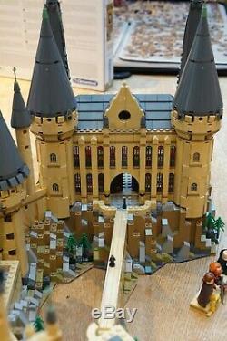 Lego Harry Potter Hogwarts Castle (71043) original box and complete