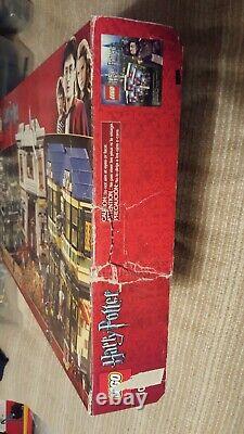 Lego Harry Potter Set 10217 Diagon Alley. Complete with Box and Instructions