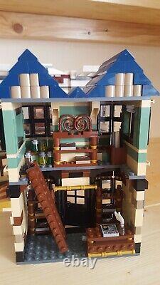 Lego Harry Potter Set 10217 Diagon Alley. Complete with Box and Instructions