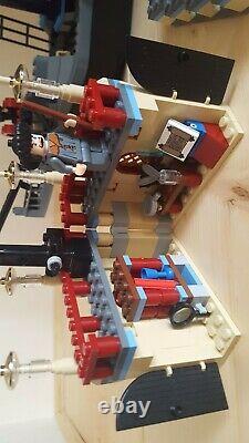 Lego Harry Potter set 4768. The Durmstrang Ship. Complete with Instructions