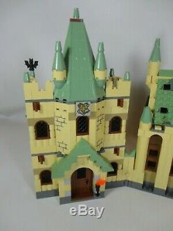 RARE Lego Harry Potter Set 4842 Hogwarts Castle 4th Edition COMPLETE Minifigures