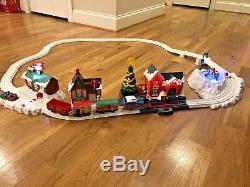 Rare Thomas the Train Thomas Christmas Delivery Trackmaster Complete Set 2011