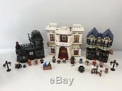 2011 Lego Harry Potter Diagon Alley 10217 100% Complète