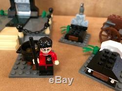 4709 Lego Harry Potter Complet Coupe Du Livre De Cimetière Feu Duel