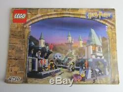 4730 Lego Harry Potter Chambre Des Secrets Castle Minifig Poudlard Complet Set