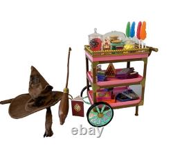 American Girl Harry Potter Poudlard – Chariot de friandises Honeydukes presque complet, excellent état d’occasion++
