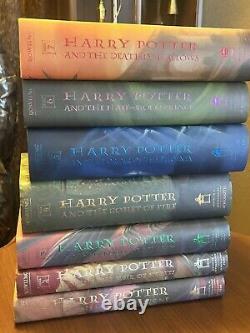 Bel bel ensemble complet en couverture rigide de Harry Potter 1-7 livres 1ère édition