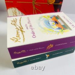 Coffret complet de la collection signature Harry Potter, livres de poche, J. K. Rowling