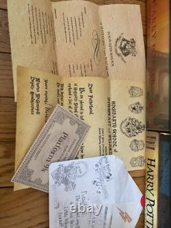 Coffret complet de livres en édition reliée Harry Potter, livre 5, extras et lettre