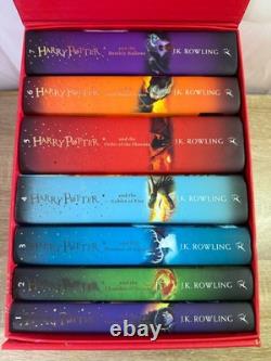 Coffret de 7 livres brochés Harry Potter complet J. K. Rowling avec étui