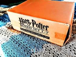 Coffret en Édition Limitée Harry Potter Livres 1-7 1ère Édition Reliés NEUFS