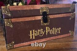 Coffret en carton rigide complet de 7 livres Harry Potter + autocollants