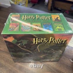 E Harry Potter La série complète Livres 1-7 Ensemble de livres de poche Scholastic avec étui