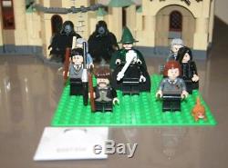 Ensemble Lego Harry Potter 4842 Le Château De Poudlard Complète 11 Figurines 2010 Retraité