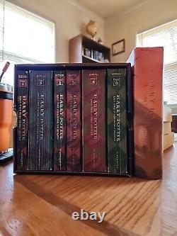 Ensemble complet Harry Potter 6 PB boîte et HB #7 & L'Enfant Maudit & Les Contes de Beedle le Barde