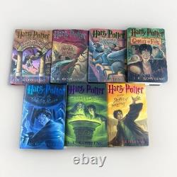 Ensemble complet de Harry Potter en édition reliée, 1ère édition américaine, 2 livres sont des 1ères impressions