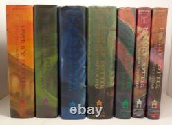 Ensemble complet de Harry Potter, livres 1 à 7, édition reliée, état excellent.