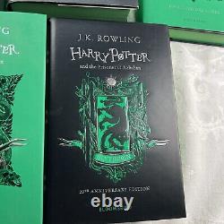 Ensemble complet de livres HARRY POTTER en reliure rigide vert Slytherin avec jaquettes 1-7