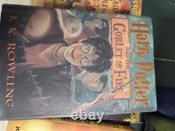 Ensemble complet de livres Harry Potter en couverture rigide 1-7 1ère édition + 3 livres supplémentaires + 2 bannières