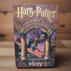 Ensemble complet de livres Harry Potter en couverture rigide années 1 à 7 Première édition américaine