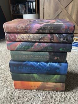 Ensemble complet de livres Harry Potter en reliure rigide, lots 1-7, 6 premières éditions américaines + 1 édition de collection