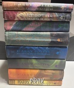 Ensemble complet de livres à couverture rigide Harry Potter 1-7 L'Enfant Maudit Première édition américaine