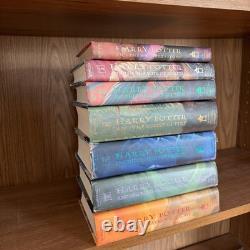 Ensemble complet de livres en édition reliée Harry Potter 1-7 Première édition (J. K. Rowling) Ensemble complet de livres en édition reliée Harry Potter 1-7 Première édition (J. K. Rowling)